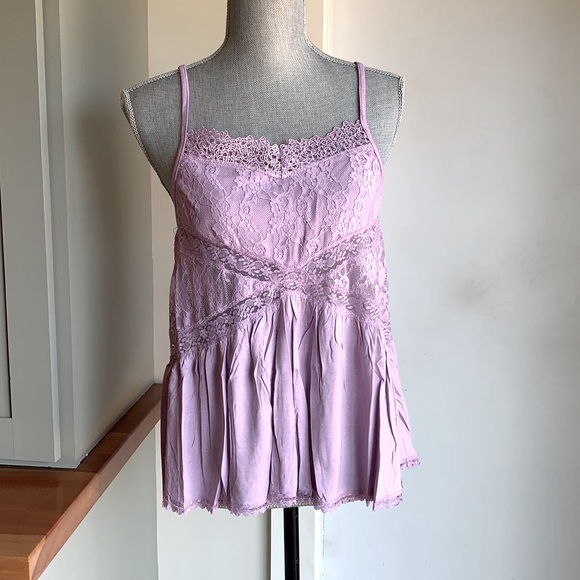 “The Iris” Purple Lace Tank Top - Picture 4 of 7